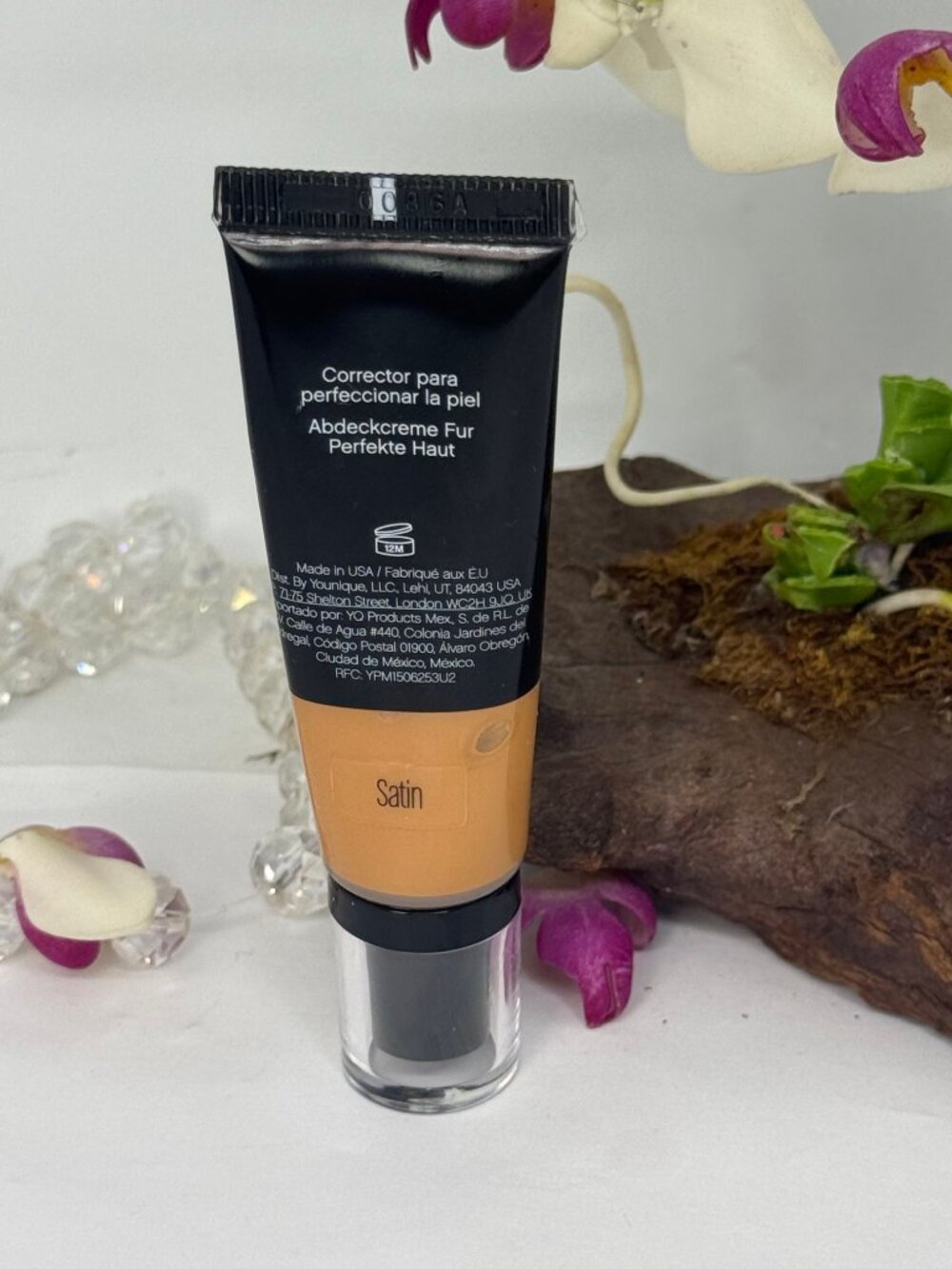Younique Mineral Touch Skin Perfecting Concealer - Satin - 10 ml / .34 oz - New - Picture 4 of 4